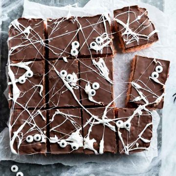 overhead of cut Halloween rice bubble slice