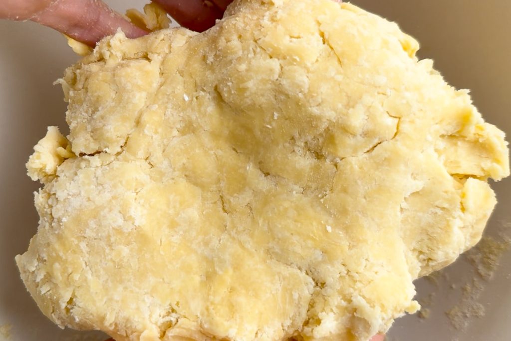 The finished raw pastry.