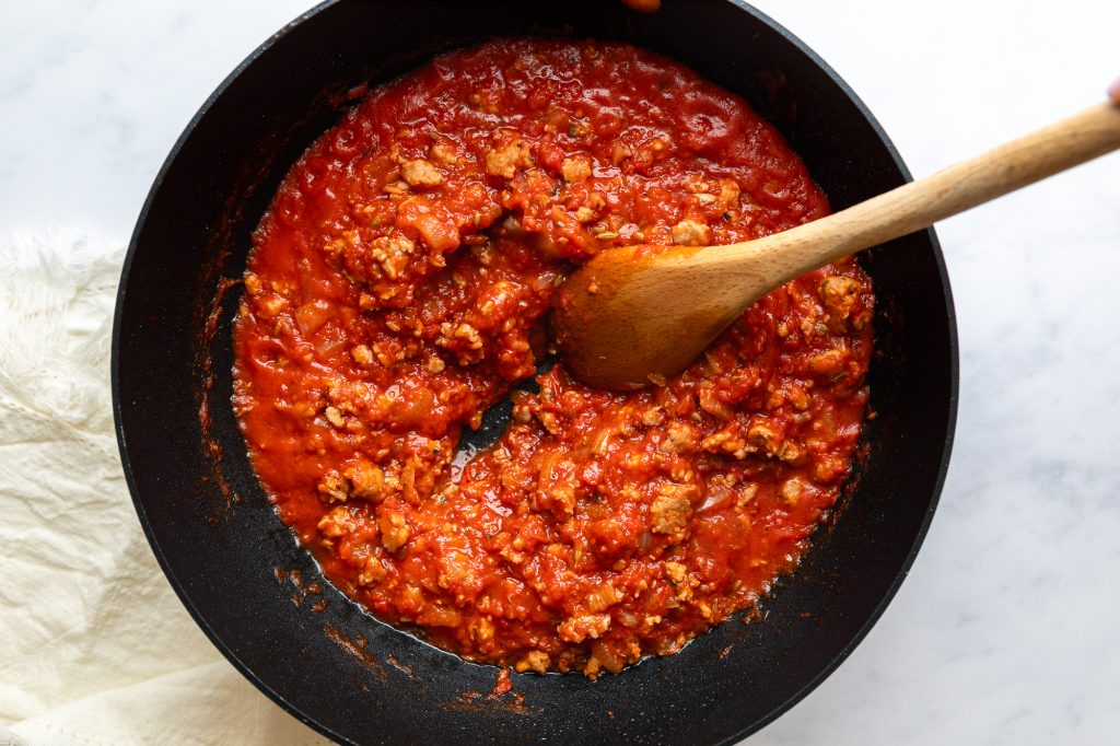 The thickened sausage ragu.